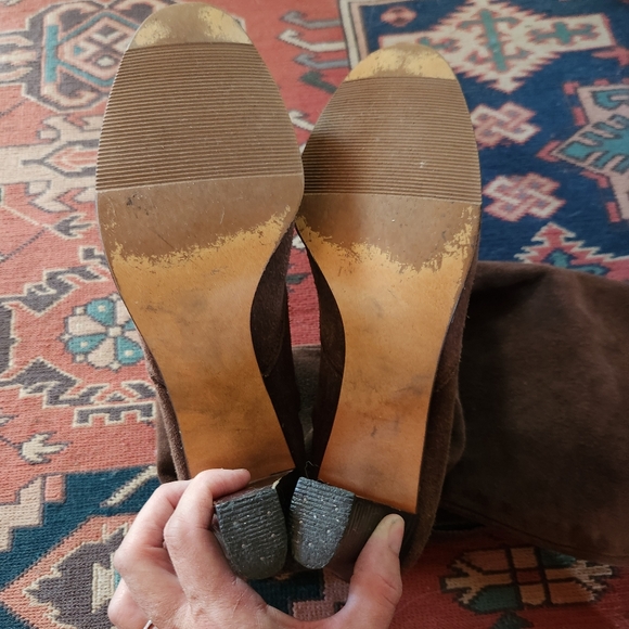 Vintage Suede Knee High Boots - Picture 10 of 10